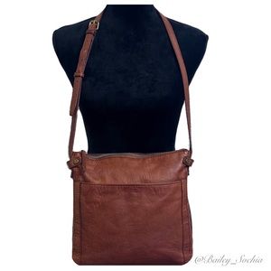 American Leather Co. Evansville Flat Crossbody